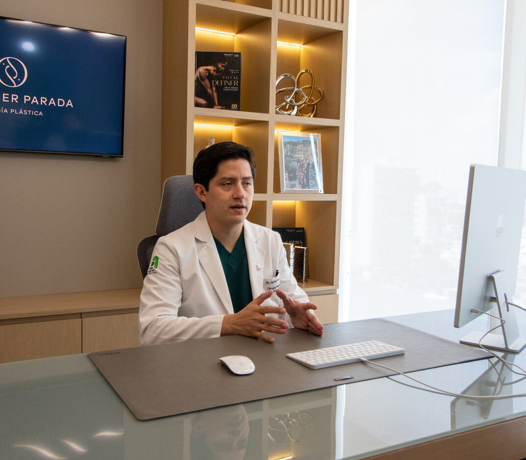 Wellum board-certified surgeon