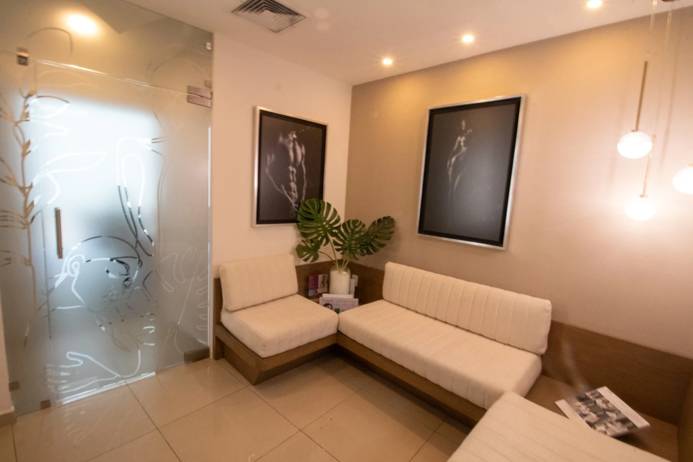 Reception & Waiting Lounge
